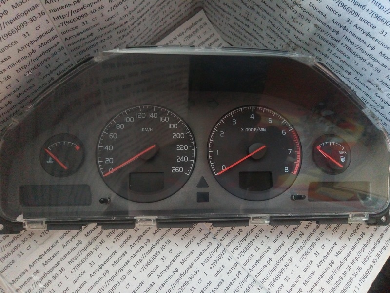 Приборная панель Volvo
